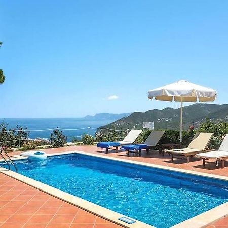 Villa Ouranos In Pefkias สโกเปลอสทาวน์ ภายนอก รูปภาพ
